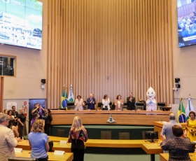 Sessão solene da Câmara Legislativa do DF em homenagem aos 53 anos do Hospital Universitário de Brasília (HuB)